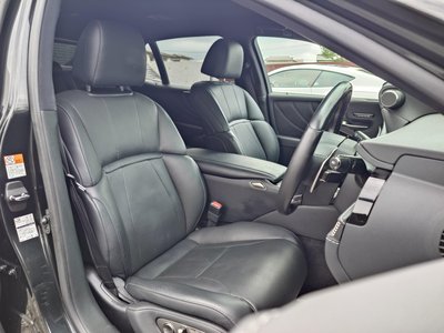 2021 Lexus LS photo 13