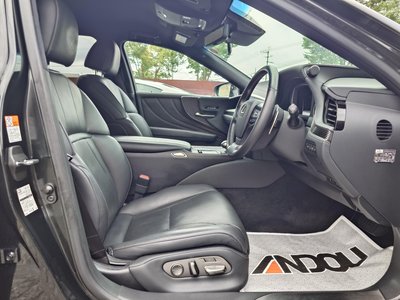 2021 Lexus LS photo 11