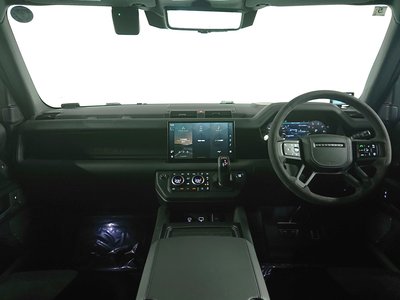 صورة 17 لـ 2024 LAND Rover DEFENDER