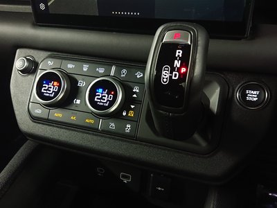 صورة 25 لـ 2024 LAND Rover DEFENDER