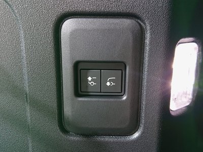 صورة 40 لـ 2024 LAND Rover DEFENDER