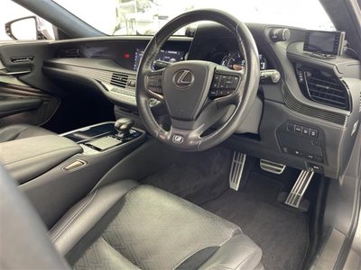 2018 Lexus LS thumbnail 21