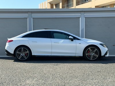 2024 Mercedes-BENZ EQE AMG photo 10