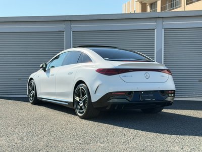 2024 Mercedes-BENZ EQE AMG photo 7