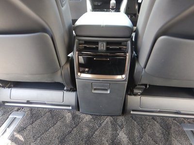 2025 Toyota ALPHARD — фото 27
