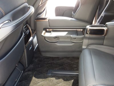 2025 Toyota ALPHARD — фото 39