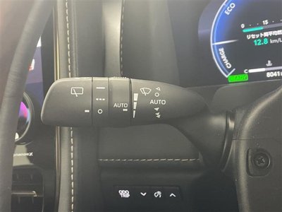 2025 Toyota ALPHARD — фото 27