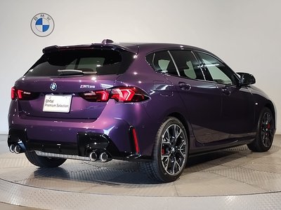 2025 BMW 1 SERIES photo 10