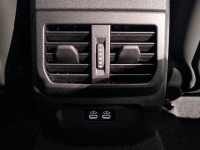 2025 BMW 1 SERIES thumbnail 37