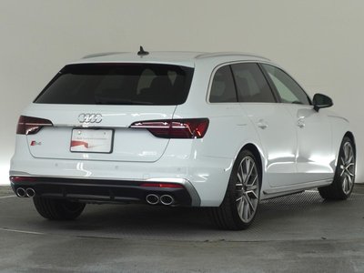2024 AUDI S4 AVANT photo 10
