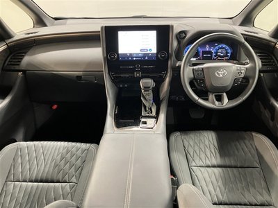2025 Toyota ALPHARD photo 6