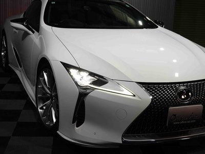 صورة 3 لـ 2017 Lexus LC