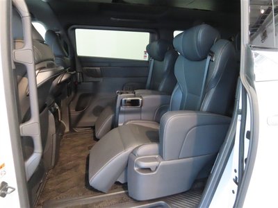 2023 Toyota ALPHARD — фото 29