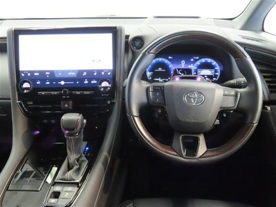 2023 Toyota ALPHARD — фото 30