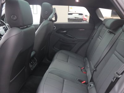 صورة 13 لـ 2025 LAND Rover RANGE ROVER EVOQUE