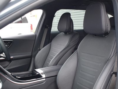 2025 Mercedes-BENZ C-CLASS photo 10
