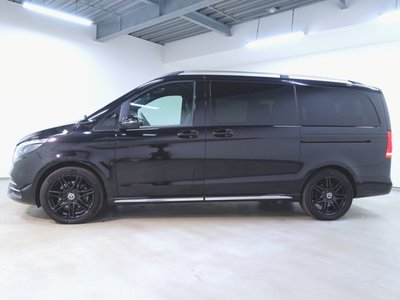2023 Mercedes-BENZ V-CLASS photo 4