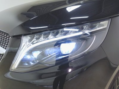2023 Mercedes-BENZ V-CLASS photo 3