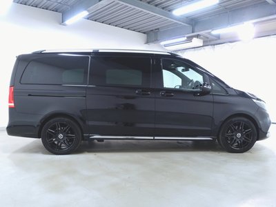 2023 Mercedes-BENZ V-CLASS photo 8