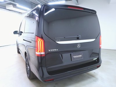 2023 Mercedes-BENZ V-CLASS photo 6