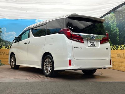 صورة 32 لـ 2021 Toyota ALPHARD
