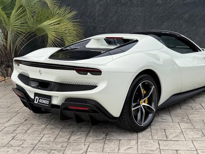 2025 Ferrari 296 GTS 照片 4