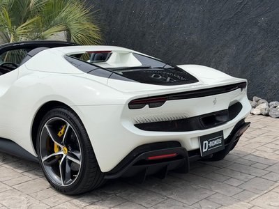 2025 Ferrari 296 GTS 照片 5