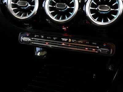 صورة مصغرة 44 لـ 2023 Mercedes-BENZ A-CLASS AMG