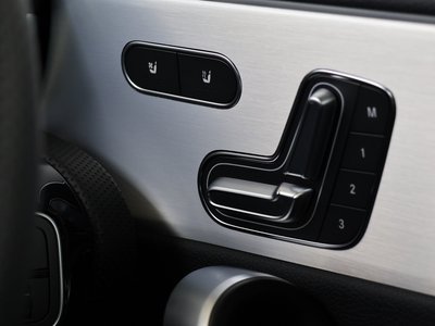 صورة مصغرة 63 لـ 2023 Mercedes-BENZ A-CLASS AMG