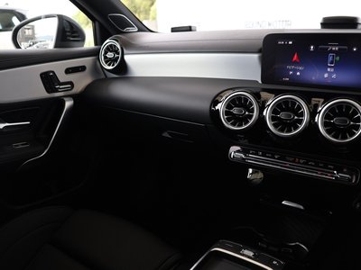 صورة مصغرة 39 لـ 2023 Mercedes-BENZ A-CLASS AMG