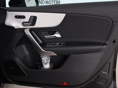 صورة مصغرة 85 لـ 2023 Mercedes-BENZ A-CLASS AMG