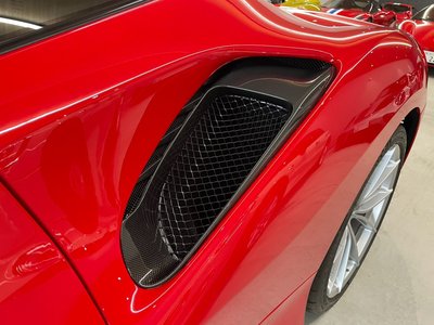 صورة 11 لـ 2019 Ferrari 488 PISTA