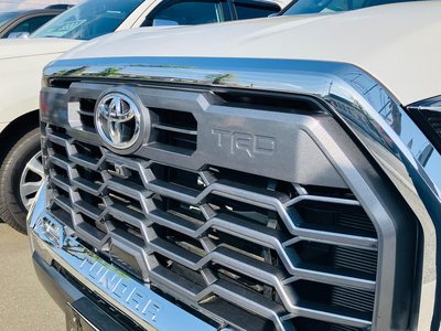 2024 Toyota TUNDRA photo 12