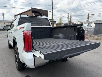 2024 Toyota TUNDRA photo 11