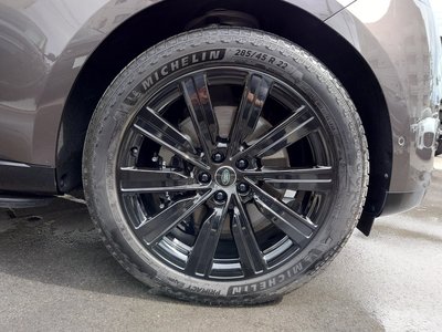 صورة 16 لـ 2025 LAND Rover RANGE ROVER