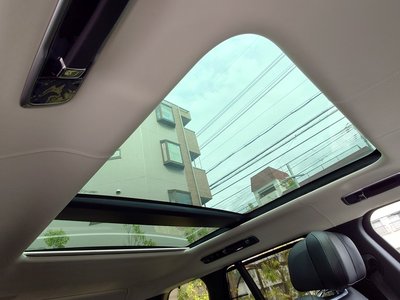 2025 LAND Rover RANGE ROVER — миниатюра 24