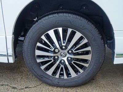 صورة مصغرة 24 لـ 2022 Toyota GRAND ACE