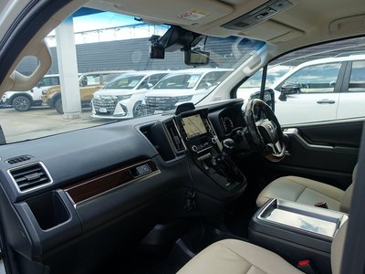 صورة مصغرة 49 لـ 2022 Toyota GRAND ACE