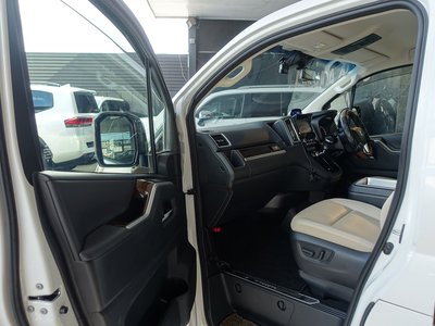 صورة مصغرة 46 لـ 2022 Toyota GRAND ACE
