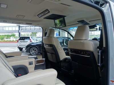 صورة مصغرة 59 لـ 2022 Toyota GRAND ACE