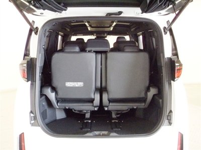 2026 Toyota VELLFIRE 照片 13