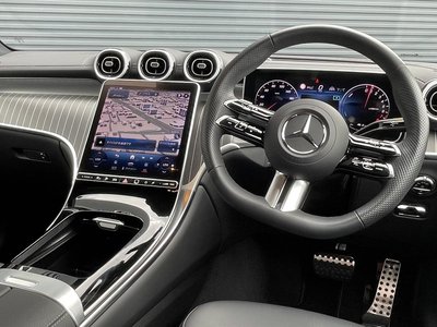 2025 Mercedes-BENZ GLC — миниатюра 20