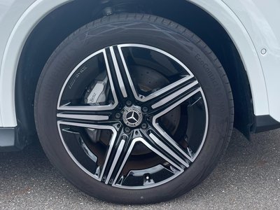 2025 Mercedes-BENZ GLC — миниатюра 33