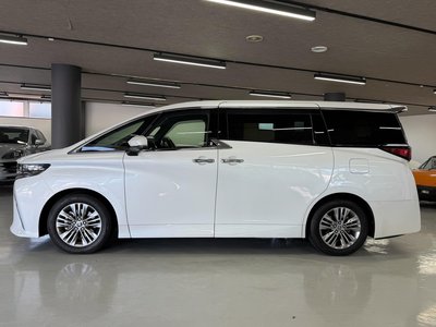 2024 Toyota ALPHARD — фото 35