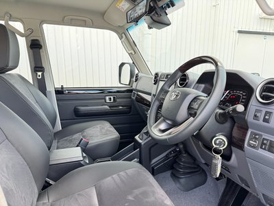2026 Toyota LAND CRUISER 70 thumbnail 33