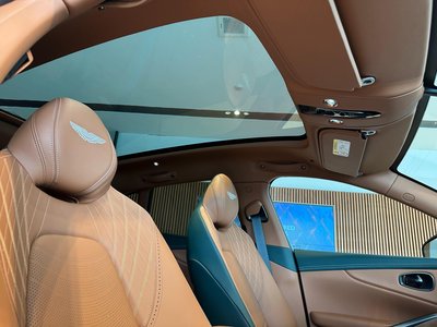 2024 Aston Martin DBX thumbnail 36