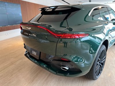 2024 Aston Martin DBX thumbnail 45
