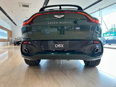 2024 Aston Martin DBX thumbnail 46