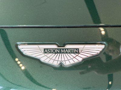 2024 Aston Martin DBX thumbnail 23