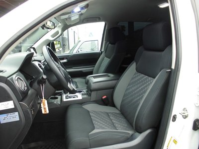 صورة 6 لـ 2019 Toyota TUNDRA